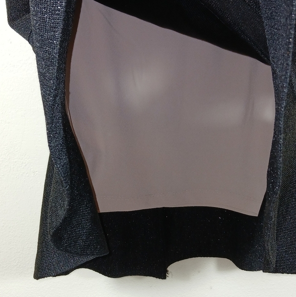 Alice + Olivia Black Metallic Mesh Ruffle mini Skirt size small - Picture 8 of 11